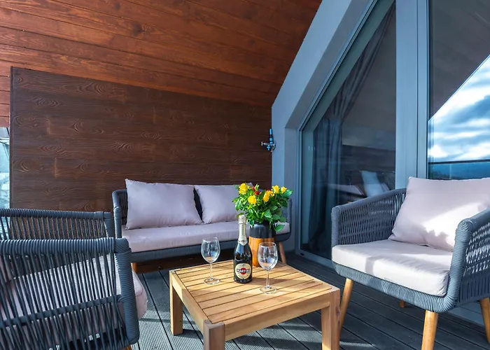 Aparts4U - Kras Resort Apartament A302 Z Prywatnym Jacuzzi, Sauna I Widokiem Na Gory